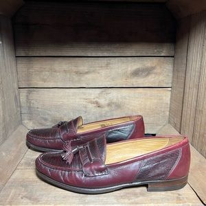 BALLY APIS SLIP ON TASSEL LOAFER. MADE IN ITALY. MENS SIZE 10D